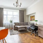 Retro Apartment