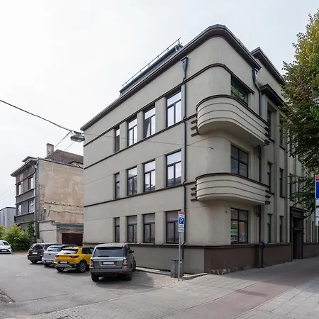 Apartment Retro